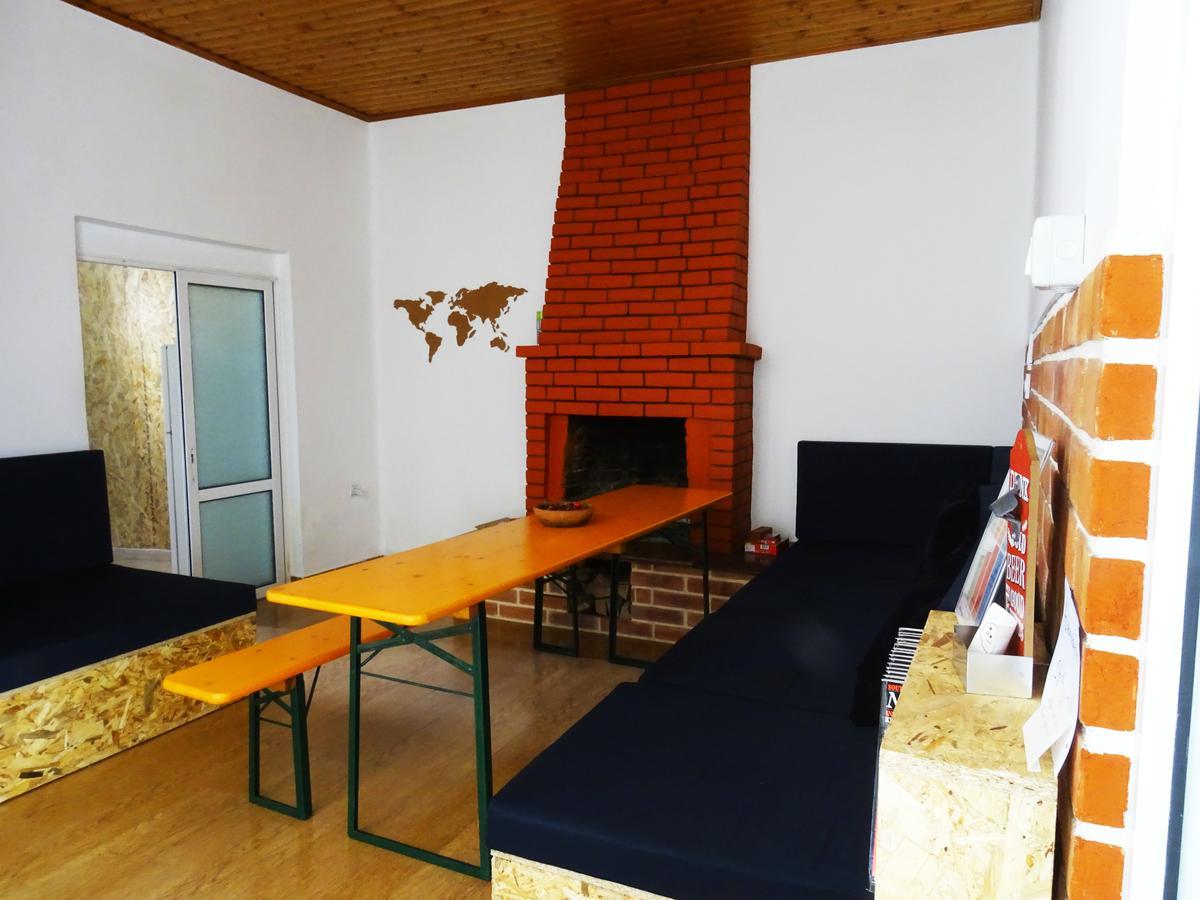 Buff Albergue Tirana